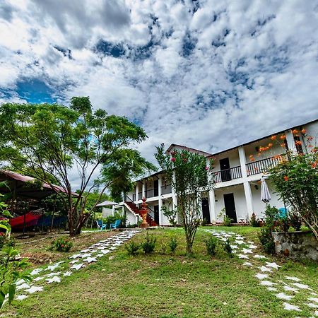 Cosmos Tatacoa Hotel Villavieja Luaran gambar