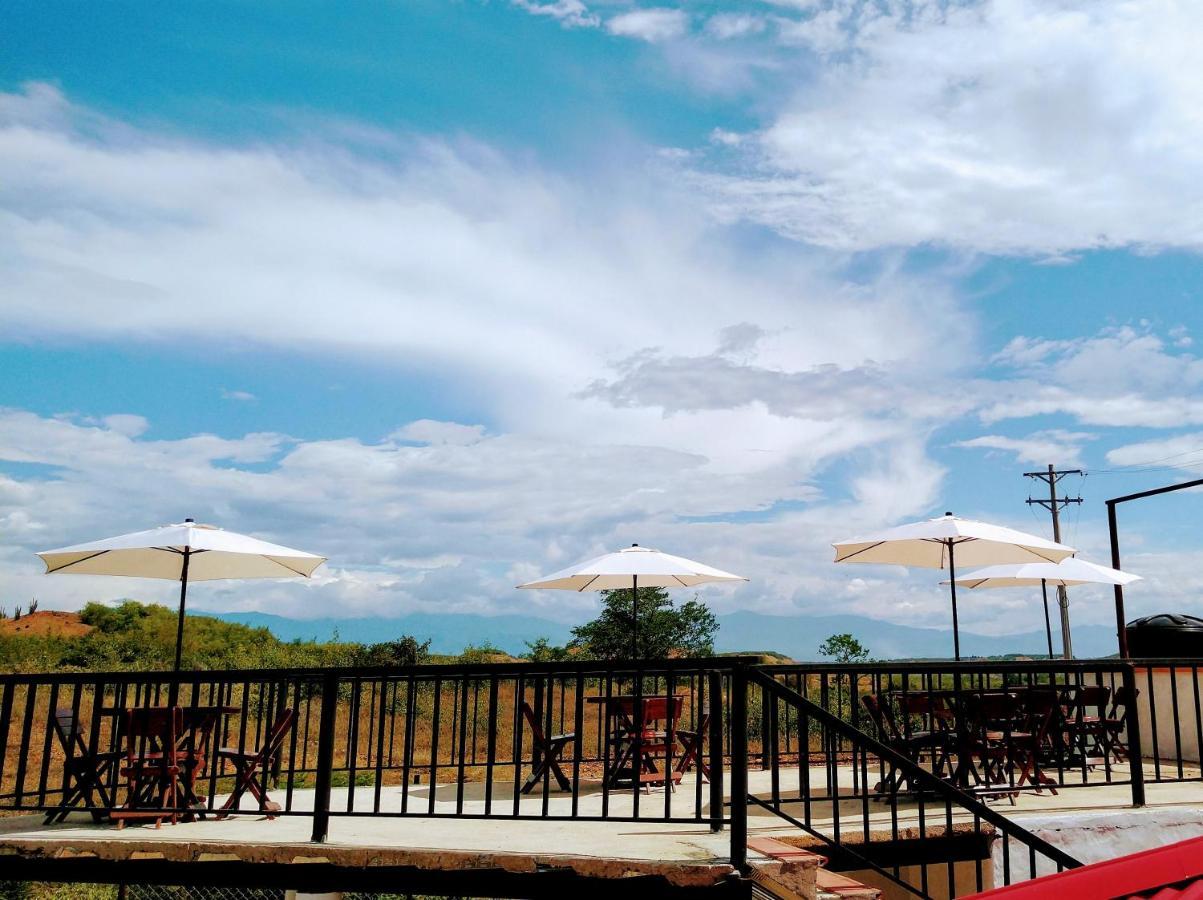 Cosmos Tatacoa Hotel Villavieja Luaran gambar